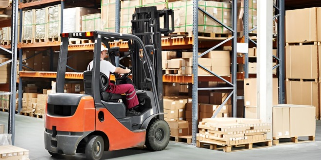 Memulai Usaha Gudang dengan Forklift Second Solusi Hemat dan Efisien